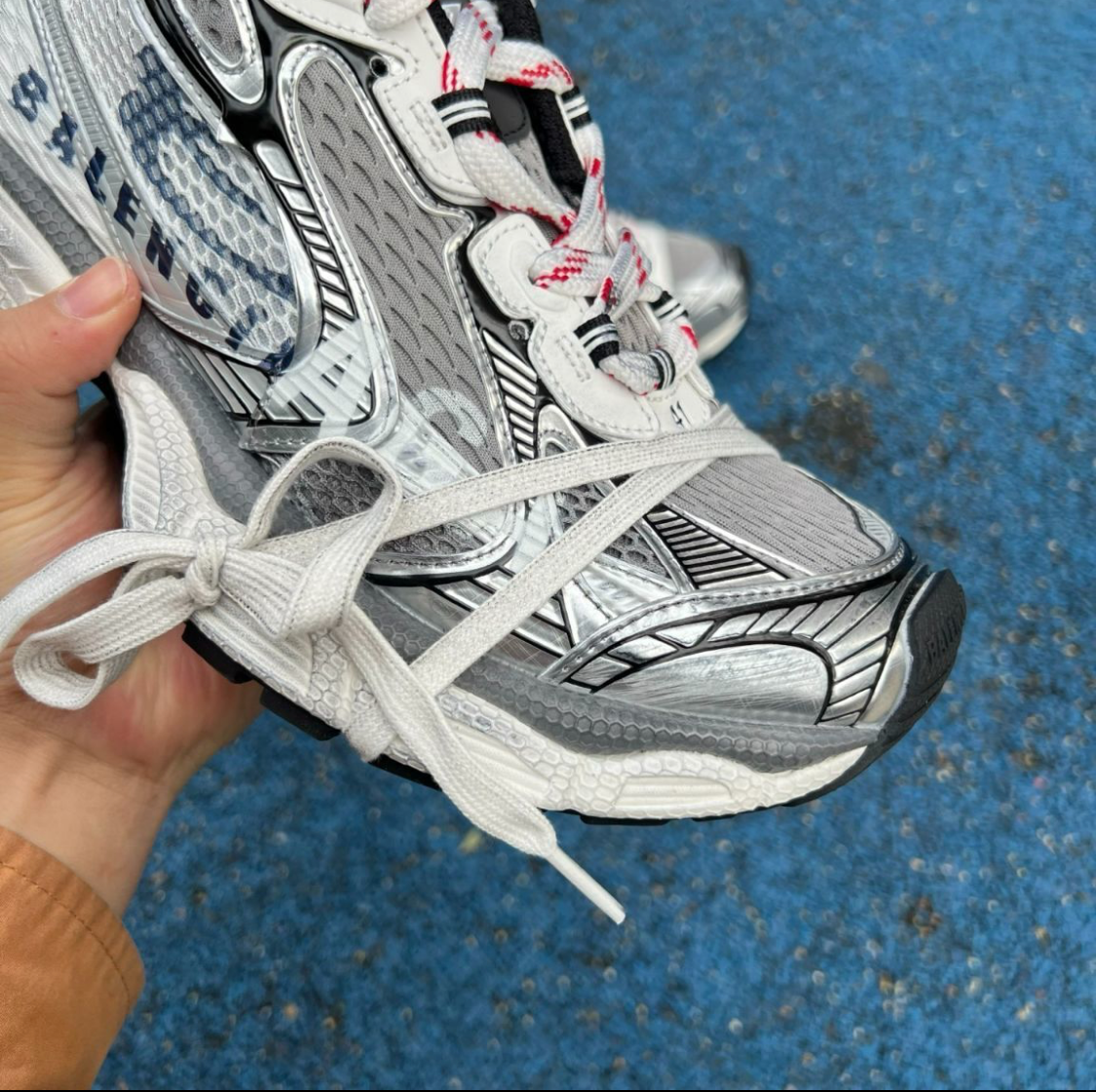 great quality Balenciaga cargo