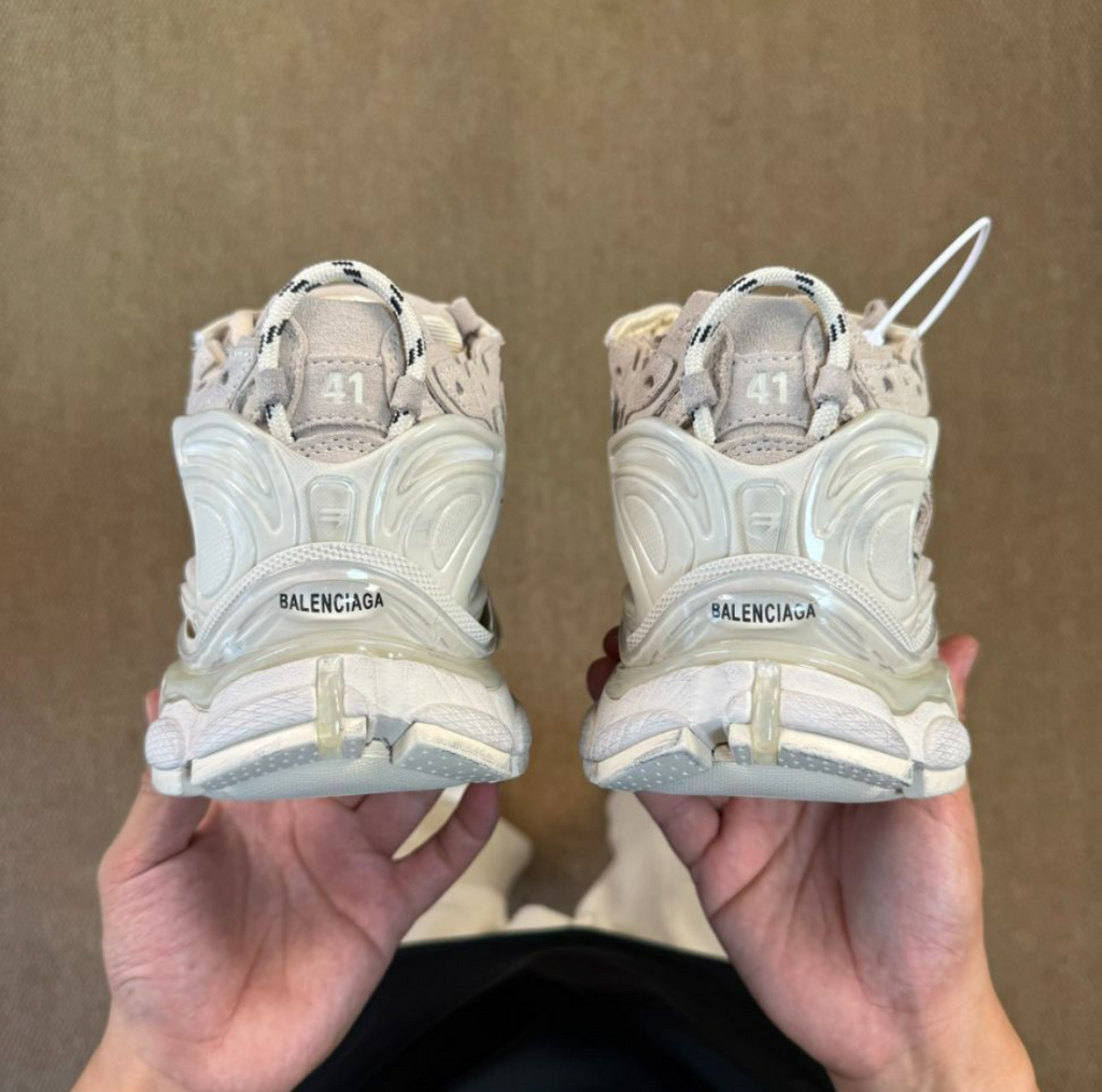 great quality balenciaga runners